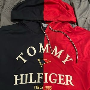 Tommy Hilfiger oversized hoodie (women’s medium)